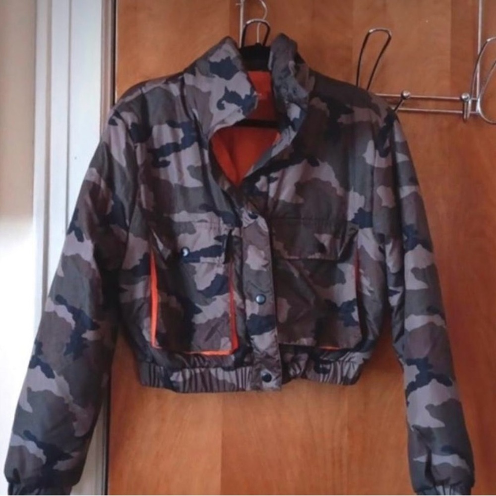 Camouflage Cropped Jacket with Orange Lining